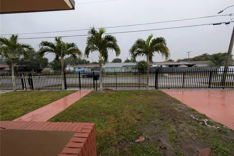 1631 NW 155th St, Miami Gardens FL 33054