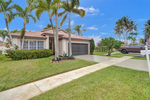 18186 SW 4th Ct, Pembroke Pines FL 33029