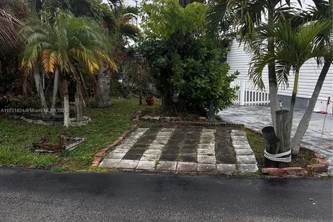 35250 SW 177 CT, Homestead FL 33034