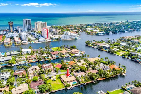 636 Hibiscus Dr # 0, Hallandale Beach FL 33009