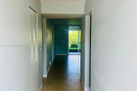 27 Abbey Ln # 107, Delray Beach FL 33446
