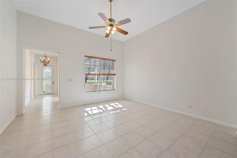 137 Via Santa Cruz, Jupiter FL 33458