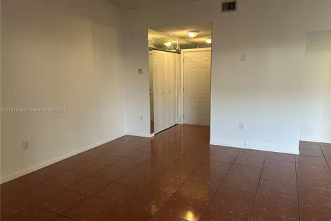 875 NE 213th Ter # 3, Miami FL 33179