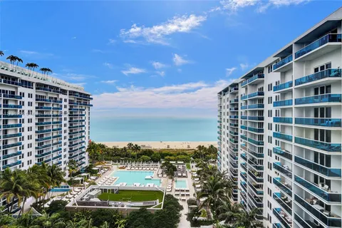 2301 Collins Ave # 1425, Miami Beach FL 33139