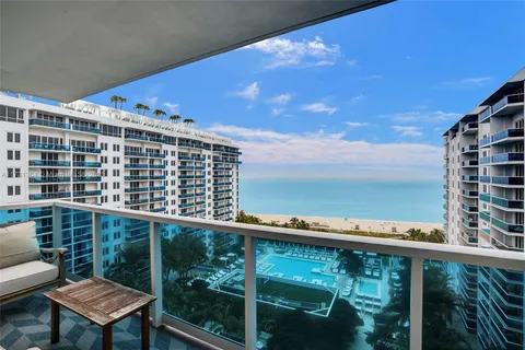 2301 Collins Ave # 1425, Miami Beach FL 33139