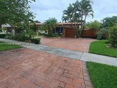 596 W 64th Dr # 596, Hialeah FL 33012