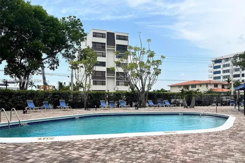 1001 91st St # 508, Bay Harbor Islands FL 33154