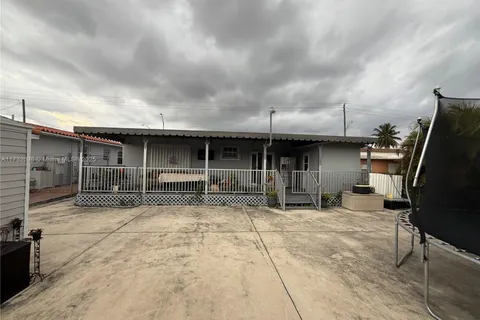 6025 E 4th Ave, Hialeah FL 33013