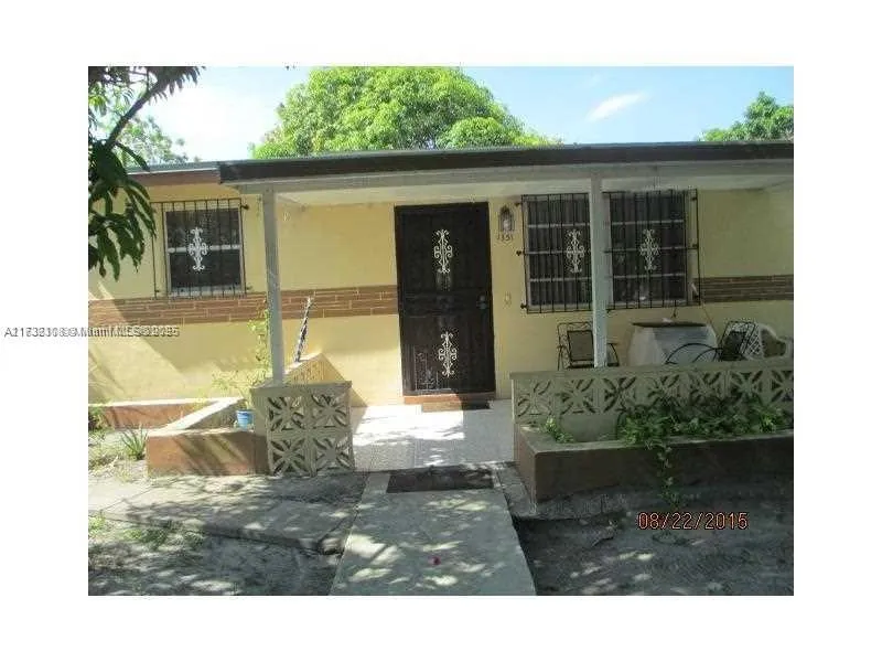 1351 NE 154th St # 1351, North Miami Beach FL 33162