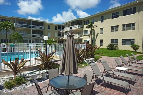 450 Golden Isles Dr # 2B, Hallandale Beach FL 33009