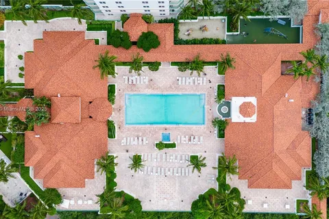 20000 E Country Club Dr # 1110, Aventura FL 33180