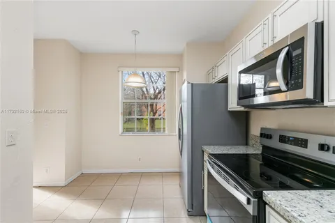 3871 NW 91st Ter, Sunrise FL 33351