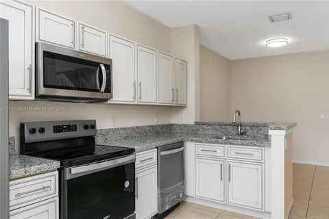 3871 NW 91st Ter, Sunrise FL 33351