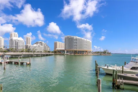 999 Brickell Bay Dr # 504, Miami FL 33131