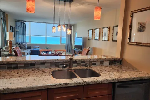 3505 S Ocean Dr # 1206, Hollywood FL 33019