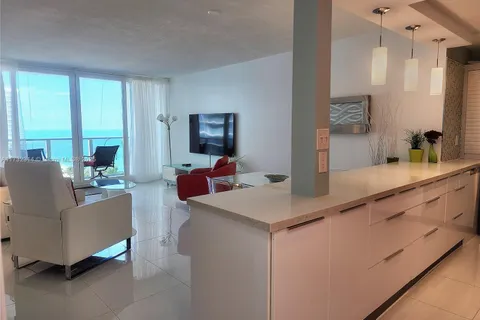 3505 S Ocean Dr # 1011, Hollywood FL 33019