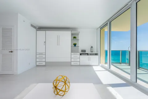 2501 S Ocean Dr, Hollywood FL 33019