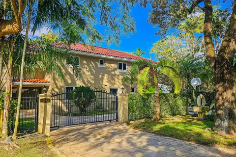 1543 Dorado Ave, Coral Gables FL 33146