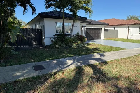 14368 NW 88th Ct, Miami Lakes FL 33018