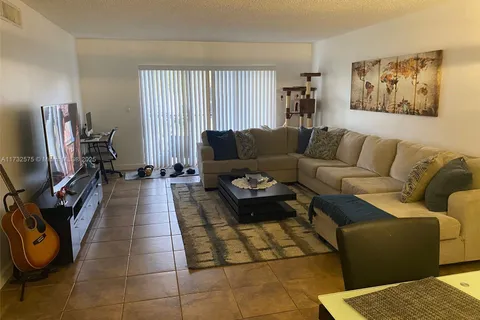 16278 Laurel Dr # 202, Weston FL 33326