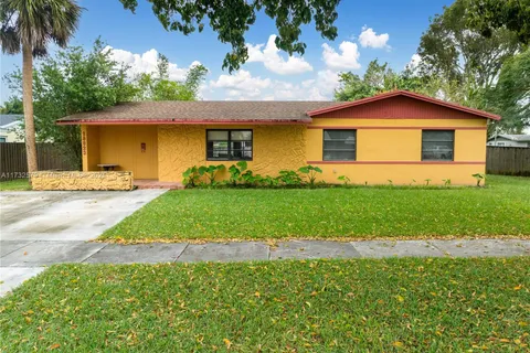 18823 SW 92nd Ave, Cutler Bay FL 33157