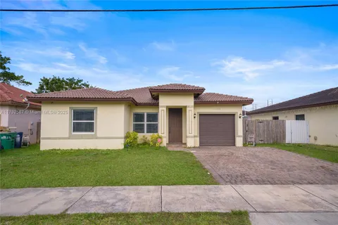 13113 SW 256th St, Homestead FL 33032