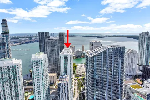 55 SE 6th St # 3404, Miami FL 33131