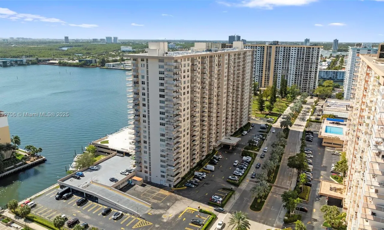 250 174th St # 1410, Sunny Isles Beach FL 33160