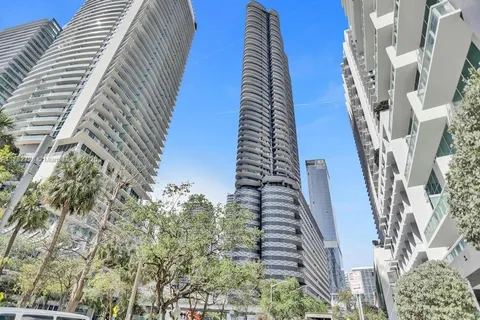 1000 Brickell Plz, Miami FL 33131