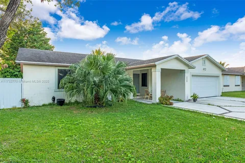 28268 SW 136th Ave, Homestead FL 33033