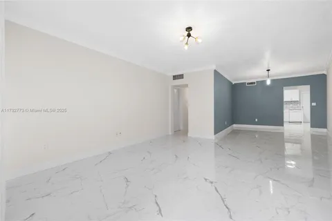1152 99th St # 8, Bay Harbor Islands FL 33154