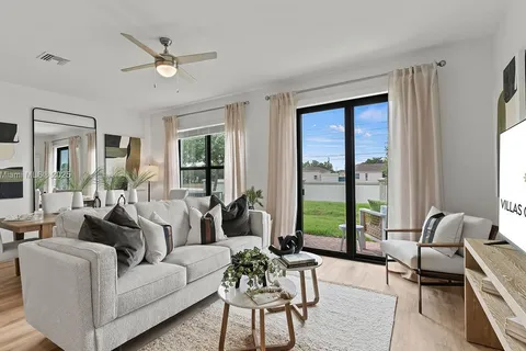 5600 NW Coventry Circle, Port St. Lucie FL 34986