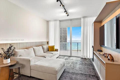 17550 Collins Ave # 1404, Sunny Isles Beach FL 33160