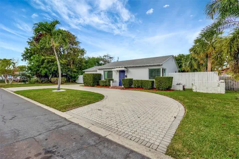 339 Linda Ln, West Palm Beach FL 33405