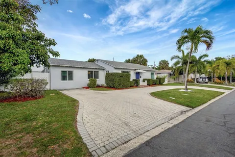 339 Linda Ln, West Palm Beach FL 33405