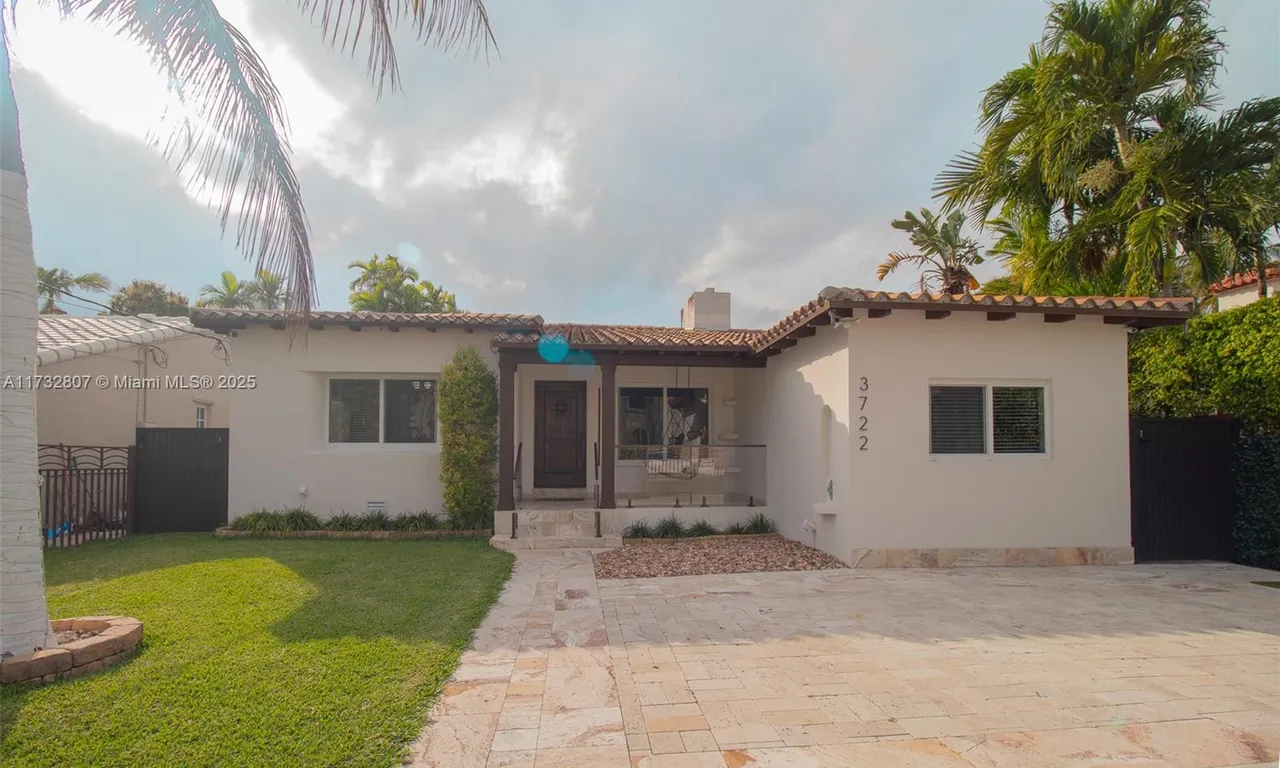 3722 Royal Palm Ave, Miami Beach FL 33140