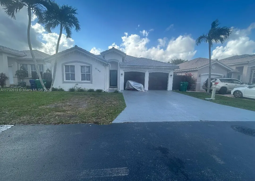 8196 SW 163rd Ct, Miami FL 33193