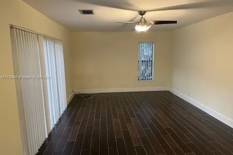 3671 Cocoplum Cir # 34136, Coconut Creek FL 33063