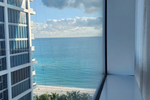 6801 Collins Ave, Miami Beach FL 33141