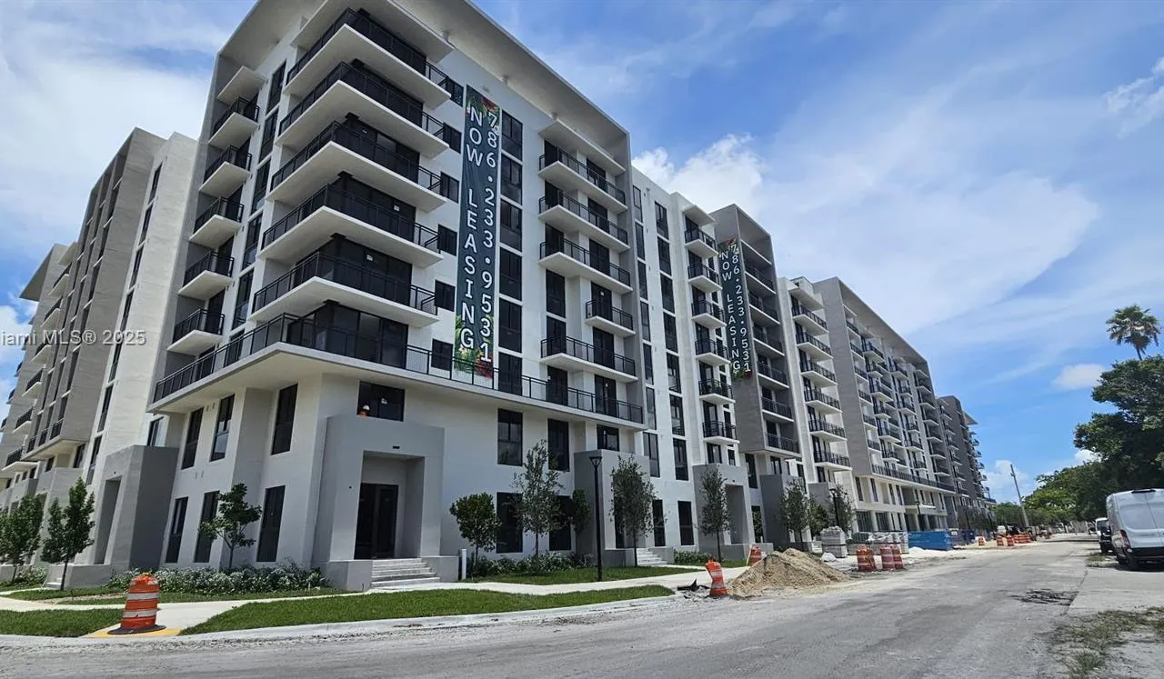 12640 NE 12th Ave # 523, North Miami FL 33161