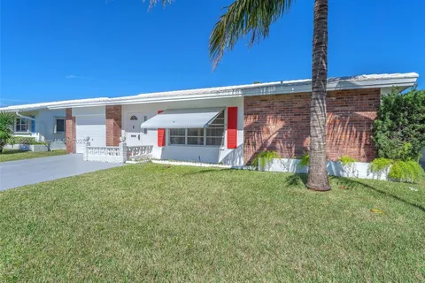 6707 NW 70th St, Tamarac FL 33321