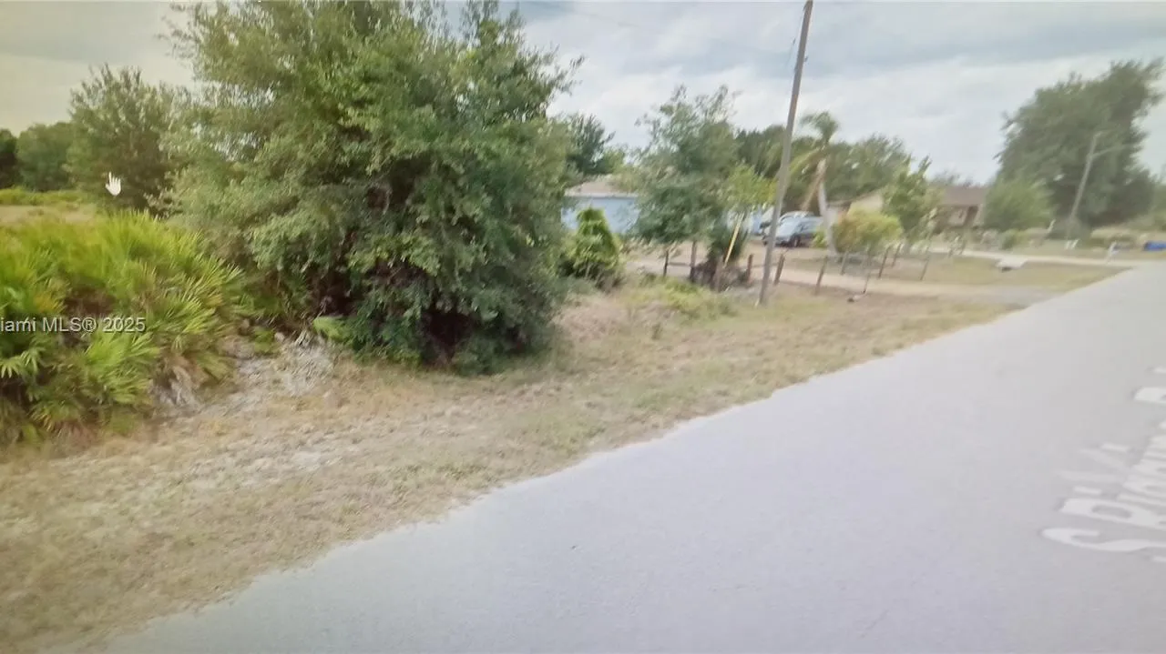 724 S RIGGINS RD, Other City - In The State Of Florida FL 33825