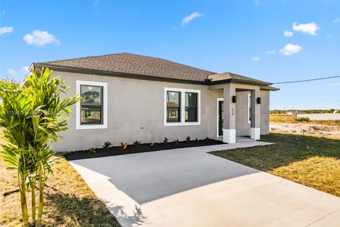 7029 Hero Circle, La Belle FL 33935