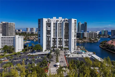 300 Three Islands Blvd # 102, Hallandale Beach FL 33009