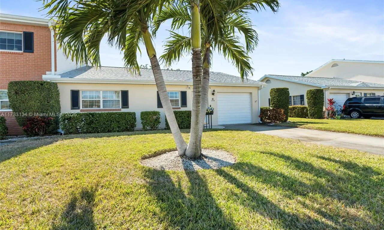 1236 Myerlee Country Club Blvd # 4, Fort Myers FL 33919