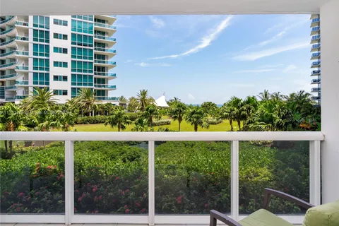 10275 Collins Ave # 334, Bal Harbour FL 33154