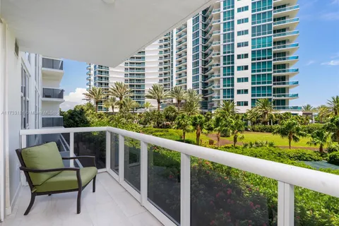 10275 Collins Ave # 334, Bal Harbour FL 33154