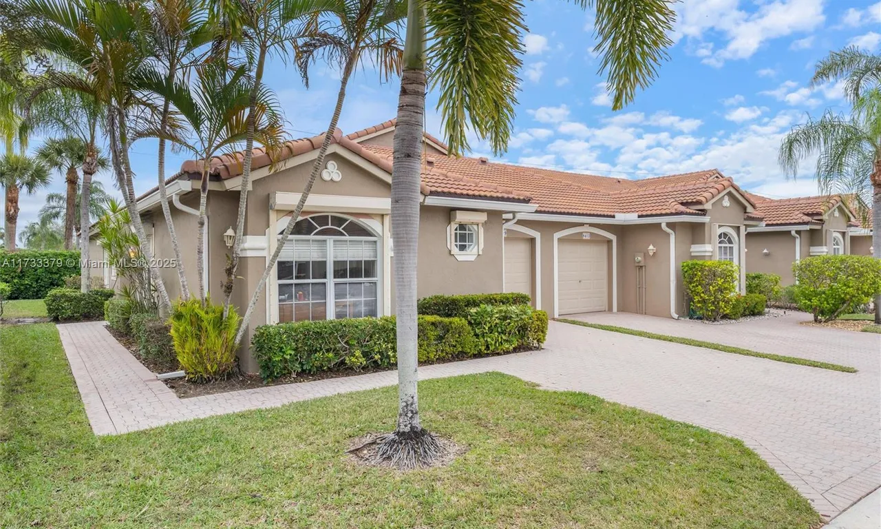 8409 Via Serena, Boca Raton FL 33433