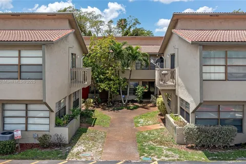 2530 Coral Springs Dr # 2530, Coral Springs FL 33065