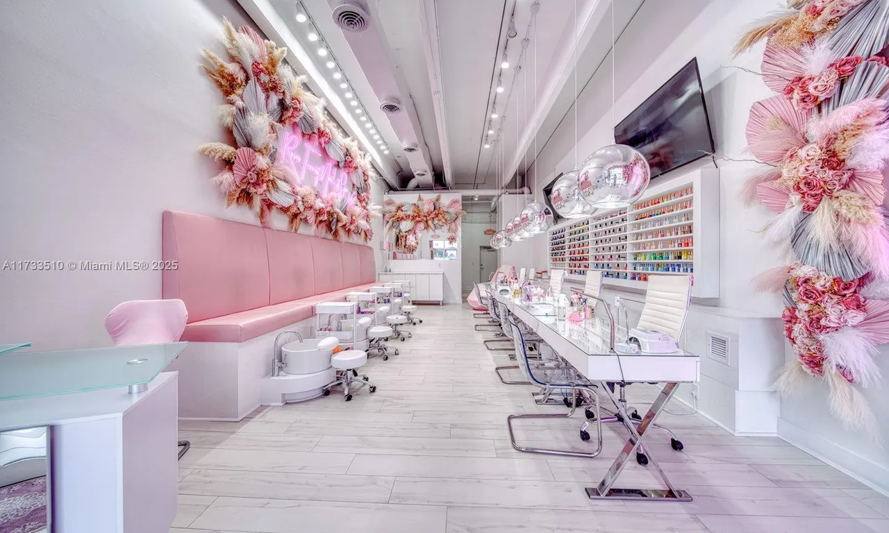 Nail Salon & Spa For Sale In Hialeah Gardens, Hialeah Gardens FL 33018